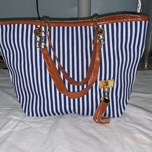 ‼️SALE‼️Woman hand bag